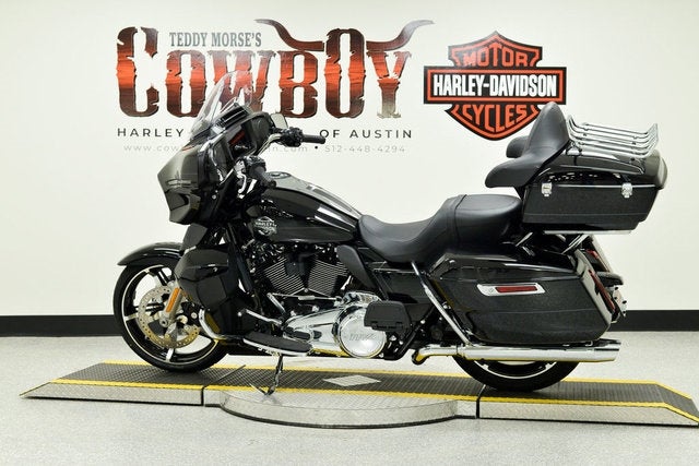 2025 Harley-Davidson FLHXU - Street Glide Ultra Base
