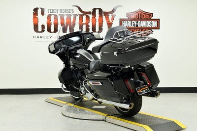 2025 Harley-Davidson FLHXU - Street Glide Ultra Base