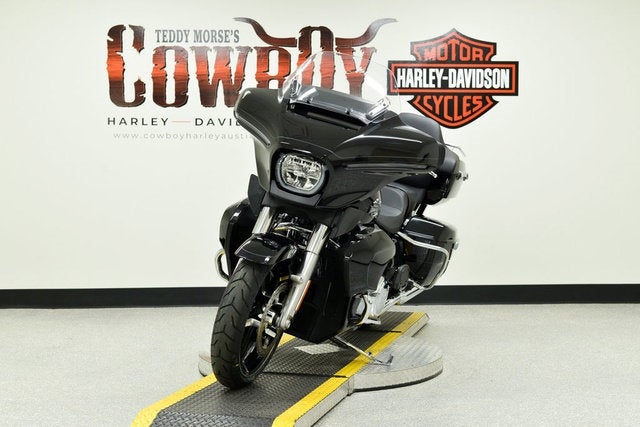 2025 Harley-Davidson FLHXU - Street Glide Ultra Base