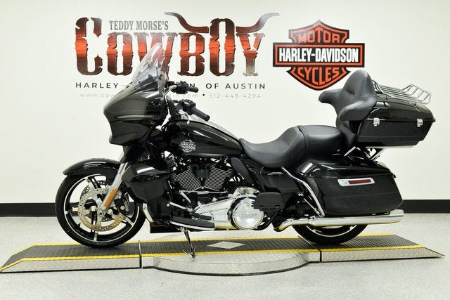 2025 Harley-Davidson FLHXU - Street Glide Ultra Base