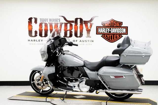 2025 Harley-Davidson FLHXU - Street Glide Ultra Base