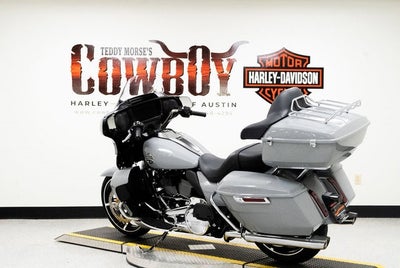 2025 Harley-Davidson FLHXU - Street Glide Ultra Base