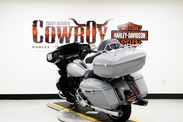 2025 Harley-Davidson FLHXU - Street Glide Ultra Base