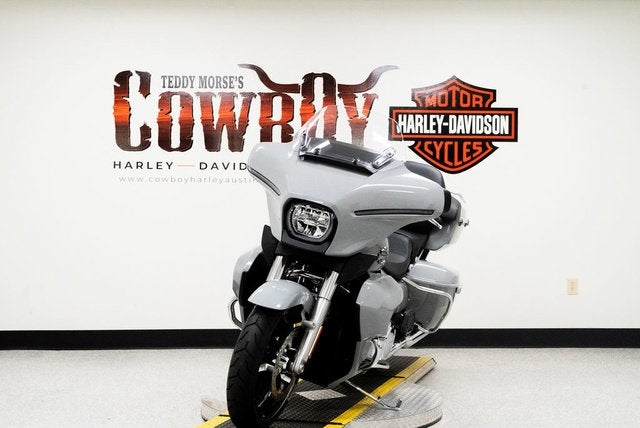 2025 Harley-Davidson FLHXU - Street Glide Ultra Base