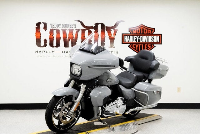 2025 Harley-Davidson FLHXU - Street Glide Ultra Base