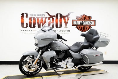2025 Harley-Davidson FLHXU - Street Glide Ultra Base