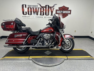 2008 Harley-Davidson FLHTCU - Ultra Classic Electra Glide Base