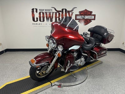 2008 Harley-Davidson FLHTCU - Ultra Classic Electra Glide Base