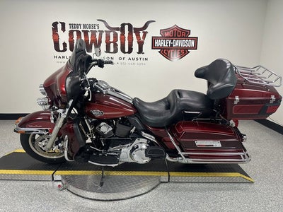 2008 Harley-Davidson FLHTCU - Ultra Classic Electra Glide Base