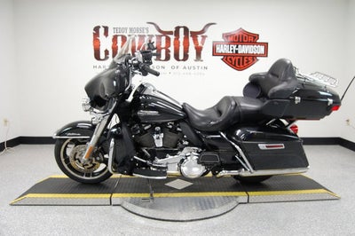 2018 Harley-Davidson Touring FLHTCU - Electra Glide Ultra Classic
