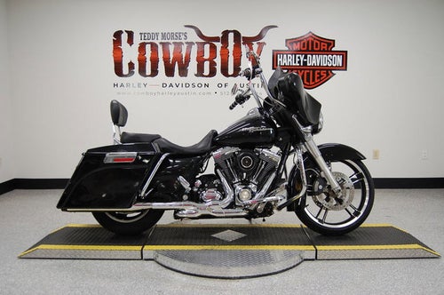 2009 Harley-Davidson FLHX - Street Glide Base
