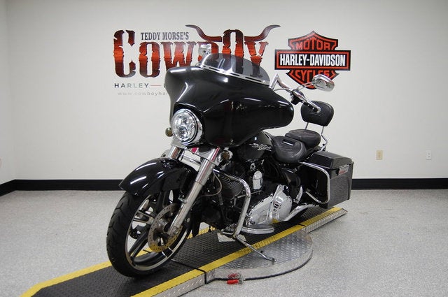 2009 Harley-Davidson FLHX - Street Glide Base