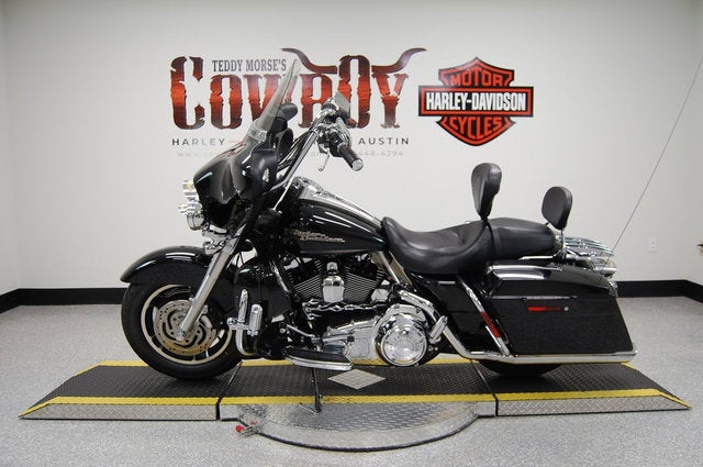 2007 Harley-Davidson FLHX - Street Glide Base