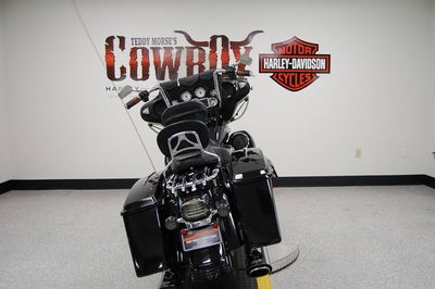 2007 Harley-Davidson FLHX - Street Glide Base