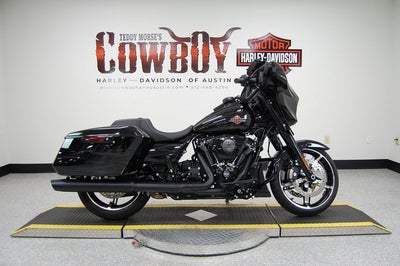 2025 Harley-Davidson Street Glide FLHX