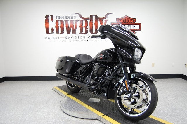 2025 Harley-Davidson Street Glide FLHX