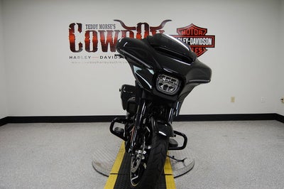 2025 Harley-Davidson Street Glide FLHX