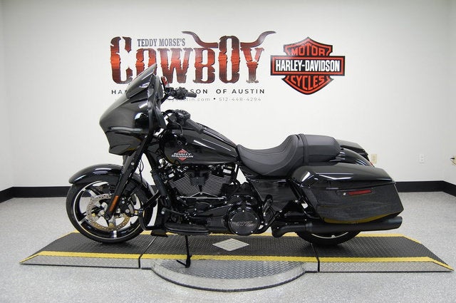 2025 Harley-Davidson Street Glide FLHX