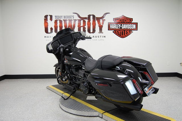 2025 Harley-Davidson Street Glide FLHX