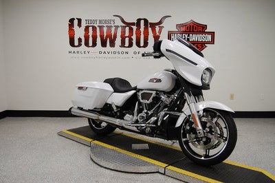 2024 Harley-Davidson FLHX - Street Glide Base