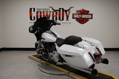 2024 Harley-Davidson FLHX - Street Glide Base
