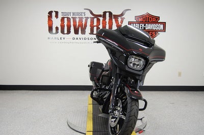 2026 Harley-Davidson FLHX - Street Glide Base