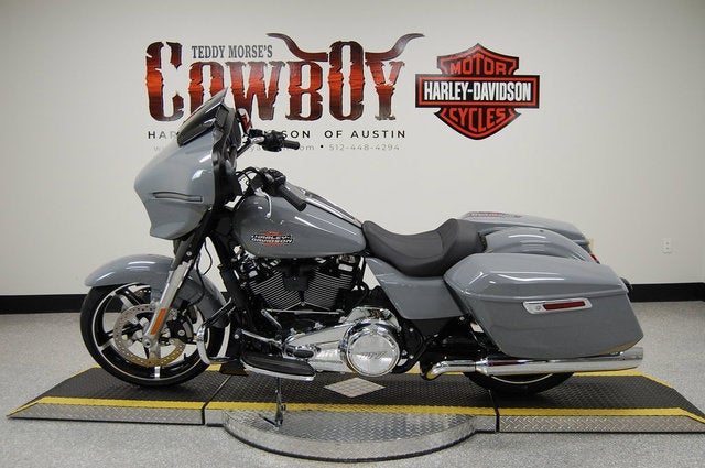 2026 Harley-Davidson Street Glide FLHX