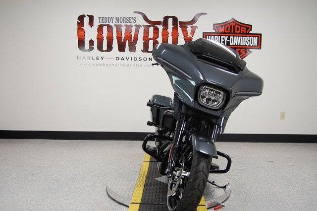 2025 Harley-Davidson FLHX - Street Glide Base
