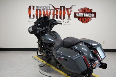 2025 Harley-Davidson FLHX - Street Glide Base