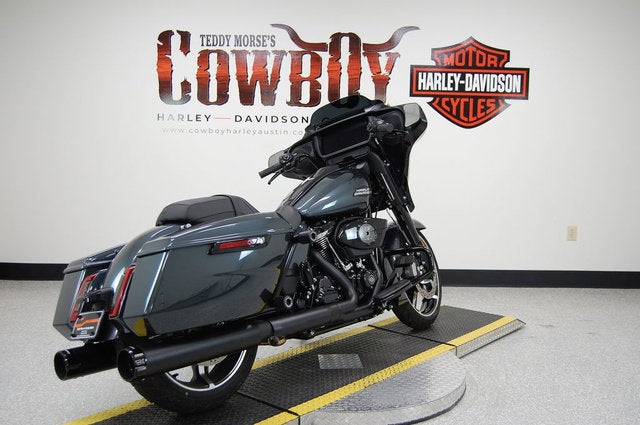 2025 Harley-Davidson FLHX - Street Glide Base
