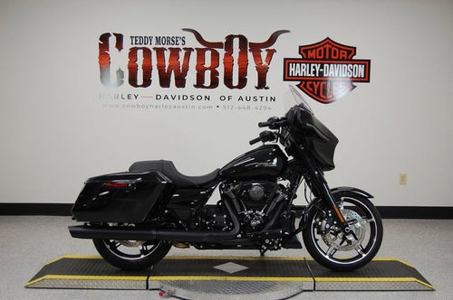 2025 Harley-Davidson FLHX - Street Glide Base