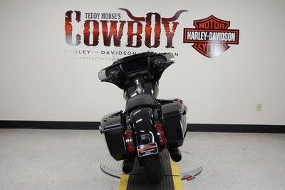 2025 Harley-Davidson FLHX - Street Glide Base