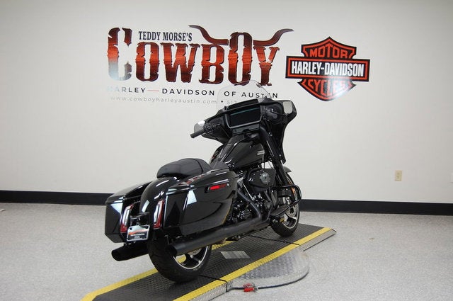 2025 Harley-Davidson FLHX - Street Glide Base