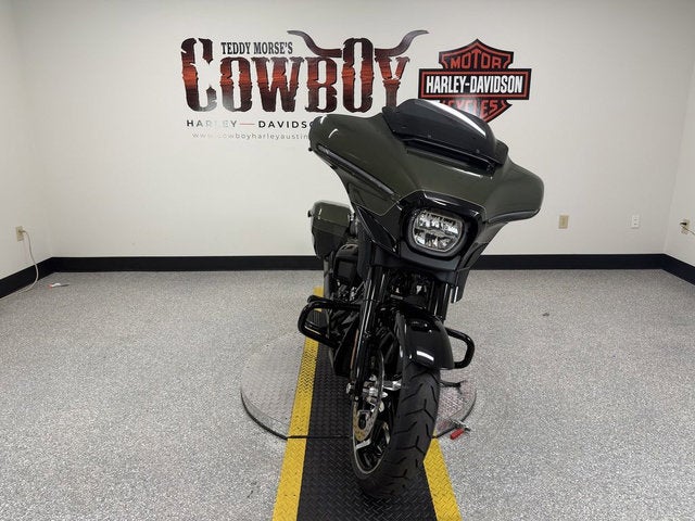 2026 Harley-Davidson Street Glide FLHX