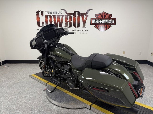 2026 Harley-Davidson Street Glide FLHX