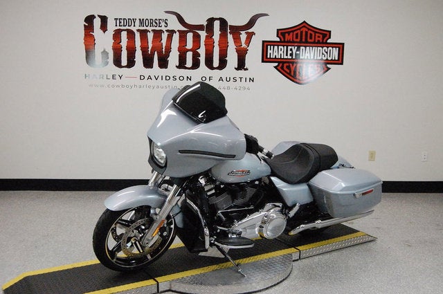 2025 Harley-Davidson FLHX - Street Glide Base