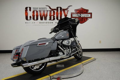 2026 Harley-Davidson FLHX - Street Glide Base