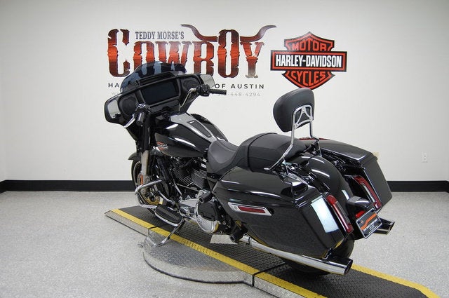 2024 Harley-Davidson FLHX - Street Glide Base