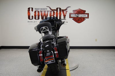 2024 Harley-Davidson FLHX - Street Glide Base