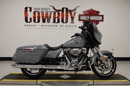 2026 Harley-Davidson FLHX - Street Glide Base