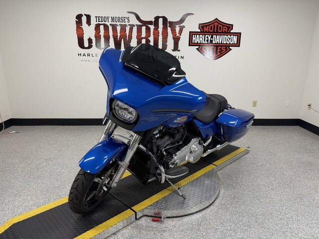 2025 Harley-Davidson FLHX - Street Glide Base