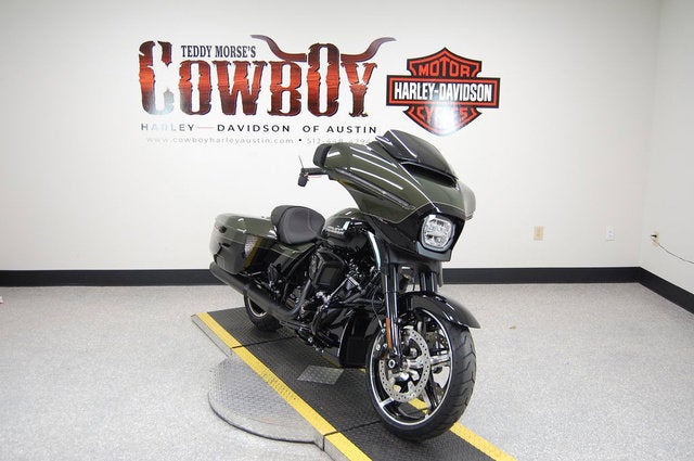 2026 Harley-Davidson FLHX - Street Glide Base