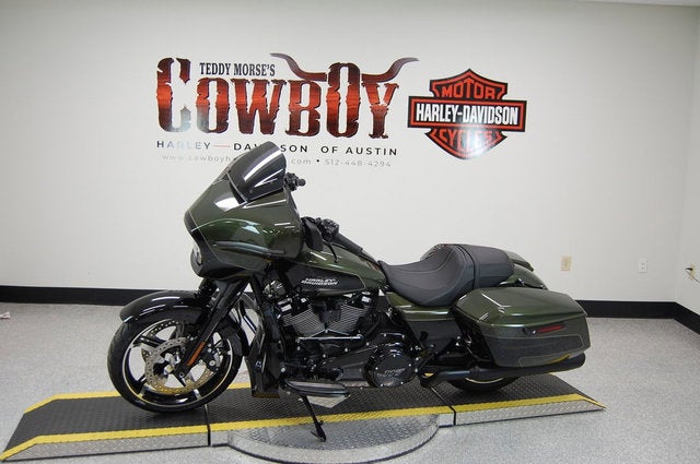 2026 Harley-Davidson FLHX - Street Glide Base