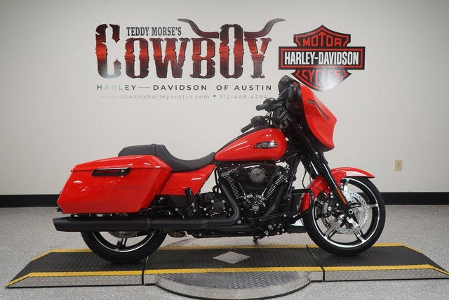 2026 Harley-Davidson FLHX - Street Glide Base