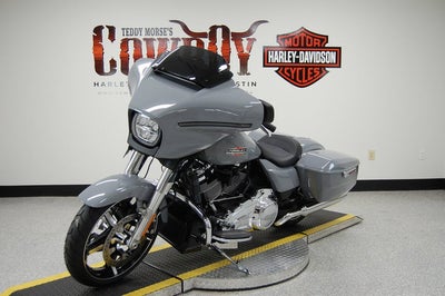 2026 Harley-Davidson Street Glide FLHX