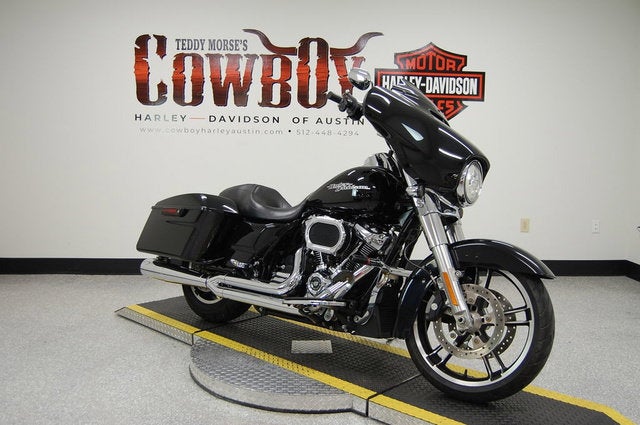 2019 Harley-Davidson FLHX - Street Glide Base