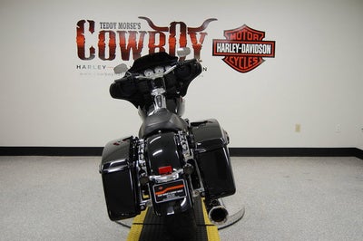 2019 Harley-Davidson FLHX - Street Glide Base