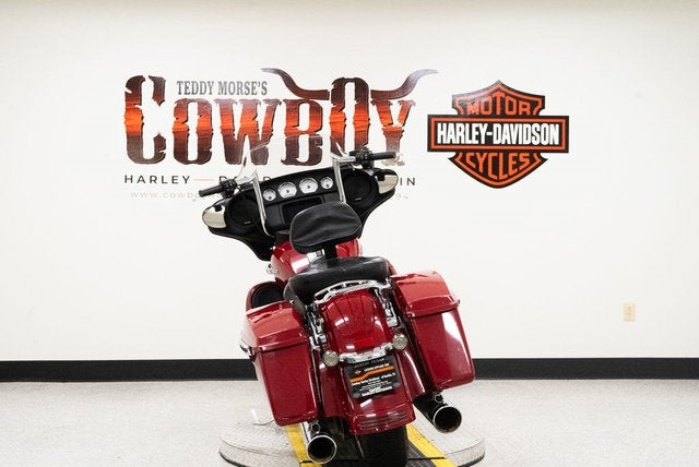 2021 Harley-Davidson FLHX - Street Glide Base