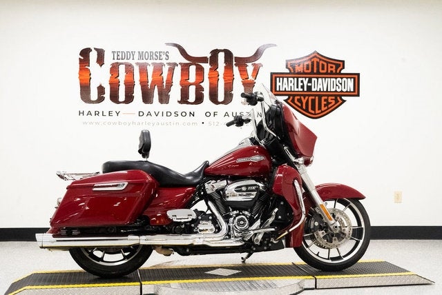 2021 Harley-Davidson FLHX - Street Glide Base