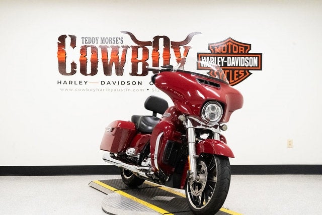 2021 Harley-Davidson FLHX - Street Glide Base
